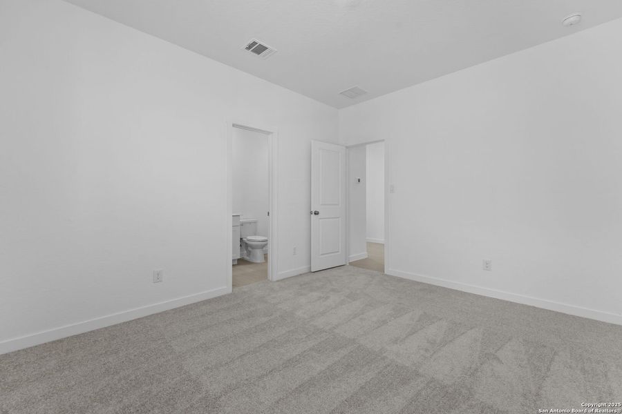 Spacious, unfurnished interior of a new home in Waterwheel: Coastline Collection, San Antonio (Image 16). Spacious, unfurnished interior of a new home in Waterwheel: Coastline Collection, San Antonio (Image 16).