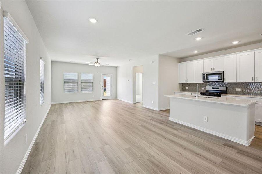 Photo is not of the actual home, but is an inspirational photo of builder’s model home and may depict options, furnishings, and/or decorator features that are not included.