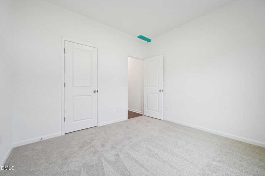 27-web-or-mls-Salers Loop-S0601-027 27-web-or-mls-Salers Loop-S0601-027