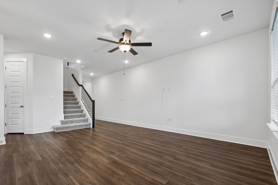 Spacious, unfurnished interior of a new home in Center 45, Round Rock (Image 22). Spacious, unfurnished interior of a new home in Center 45, Round Rock (Image 22).