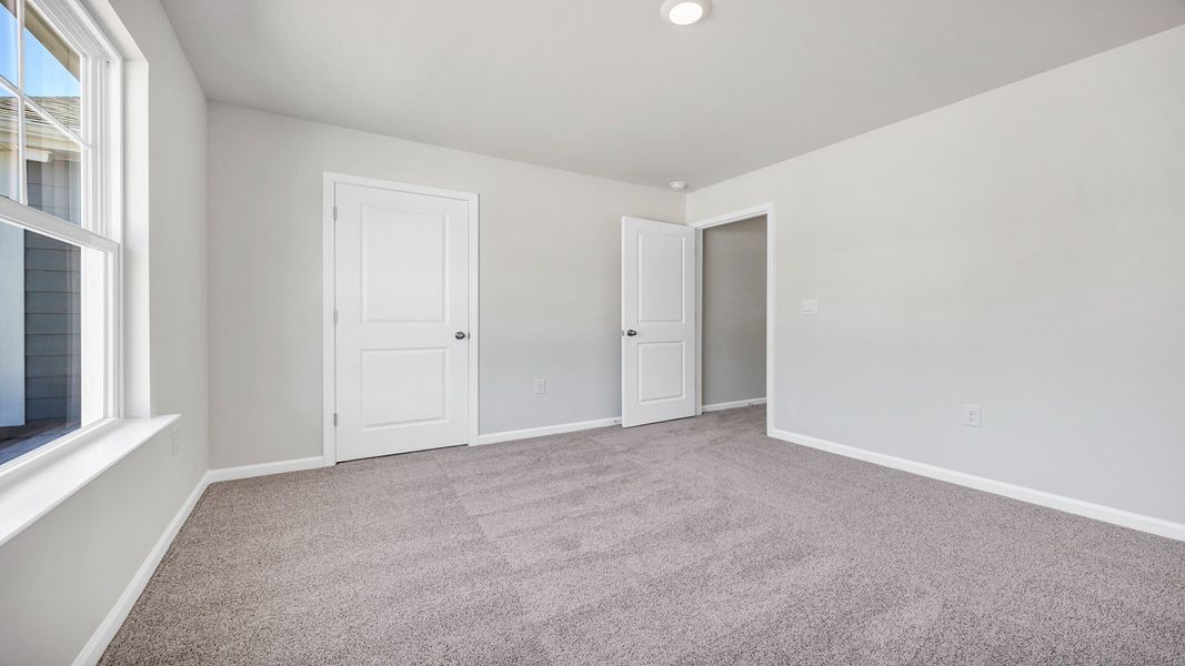 Representative unfurnished interior of a home built from the HAYDEN by D.R. Horton in Leatherstone, Blythewood (Image 30).