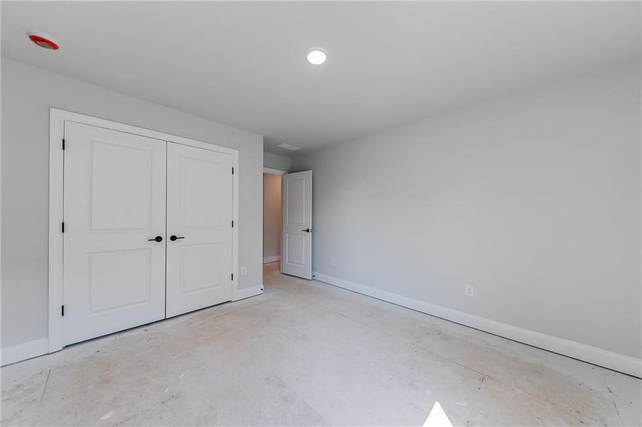 Image 34 of a home in .