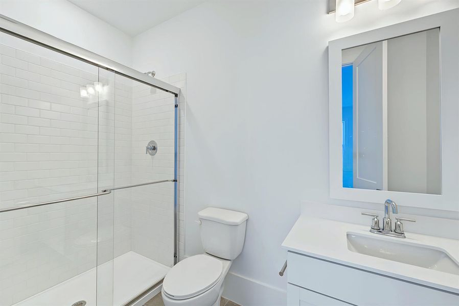 BR4 Bath