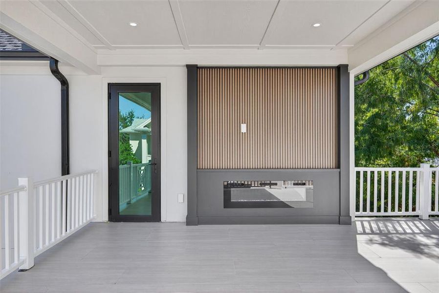 Exterior details and patio area of a home in , Sarasota (Image 37).