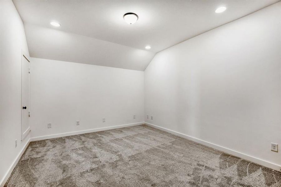 Spacious, unfurnished interior of a new home in Castle Hills Northpointe - Townhomes, Lewisville (Image 12).