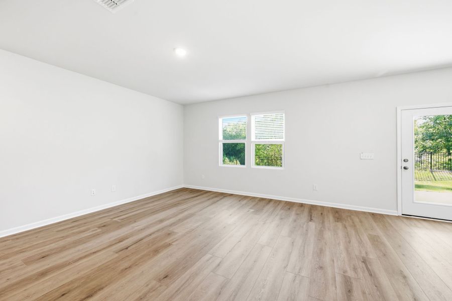Spacious, unfurnished interior of a new home in Grand Arbor, Blythewood (Image 15). Spacious, unfurnished interior of a new home in Grand Arbor, Blythewood (Image 15).