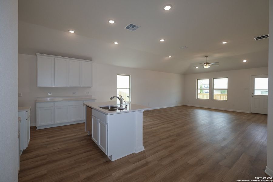 Image 36 of a home in Blue Ridge Ranch.