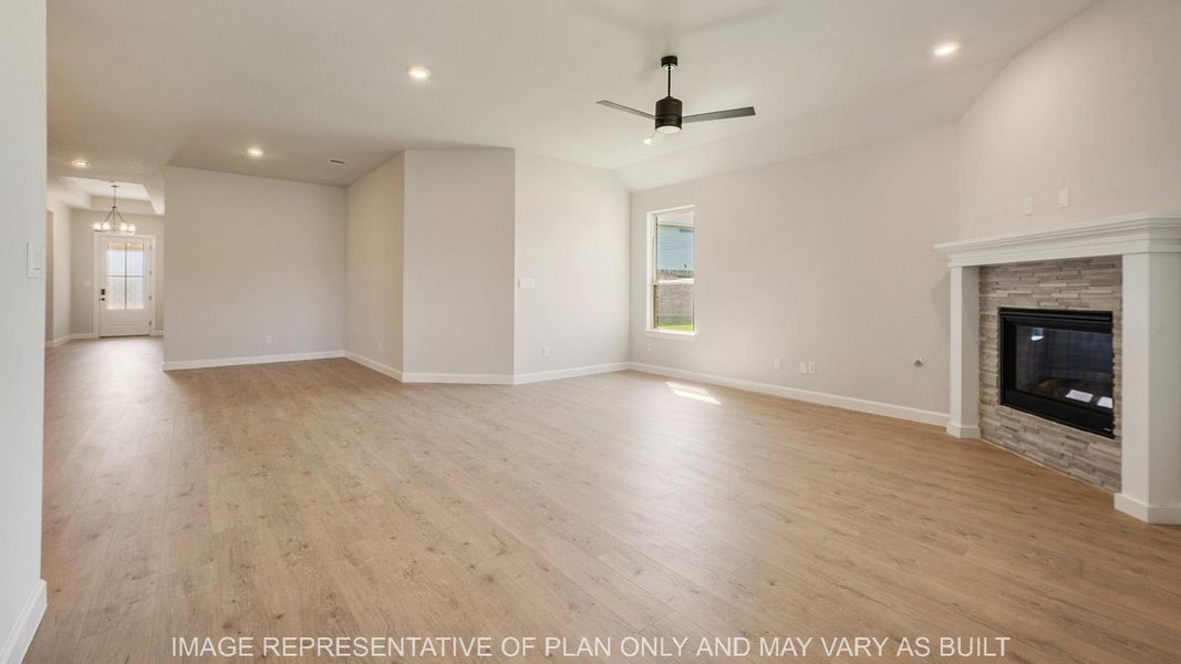 Spacious, unfurnished interior of a new home in Wellborn Settlement, College Station (Image 18).