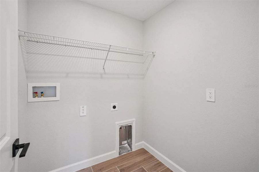 Spacious, unfurnished interior of a new home in Montague Chase, Tampa (Image 25).