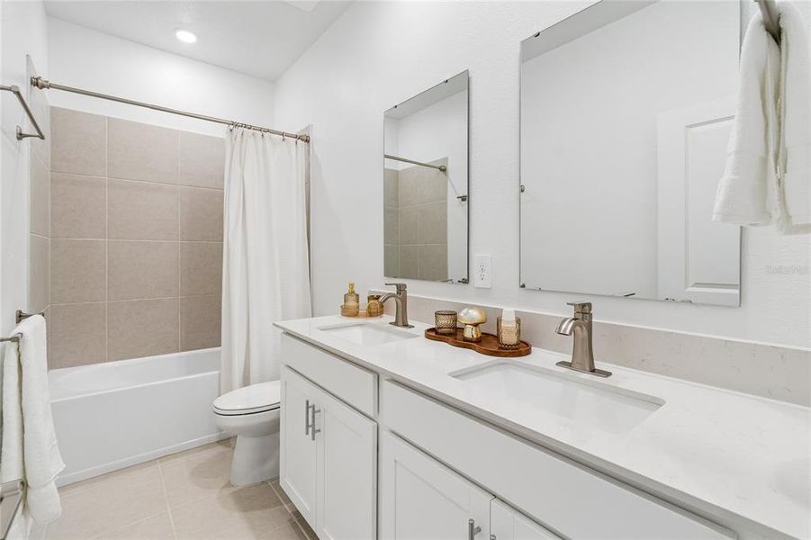 Furnished interior view inside a new home in Providence, Davenport (Image 46).