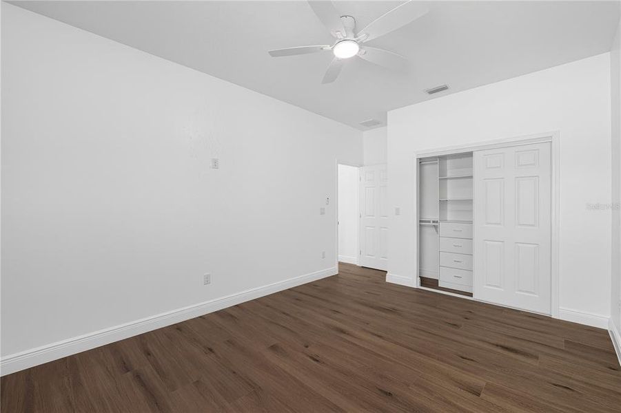Spacious, unfurnished interior of a new home in , Tampa (Image 38). Spacious, unfurnished interior of a new home in , Tampa (Image 38).