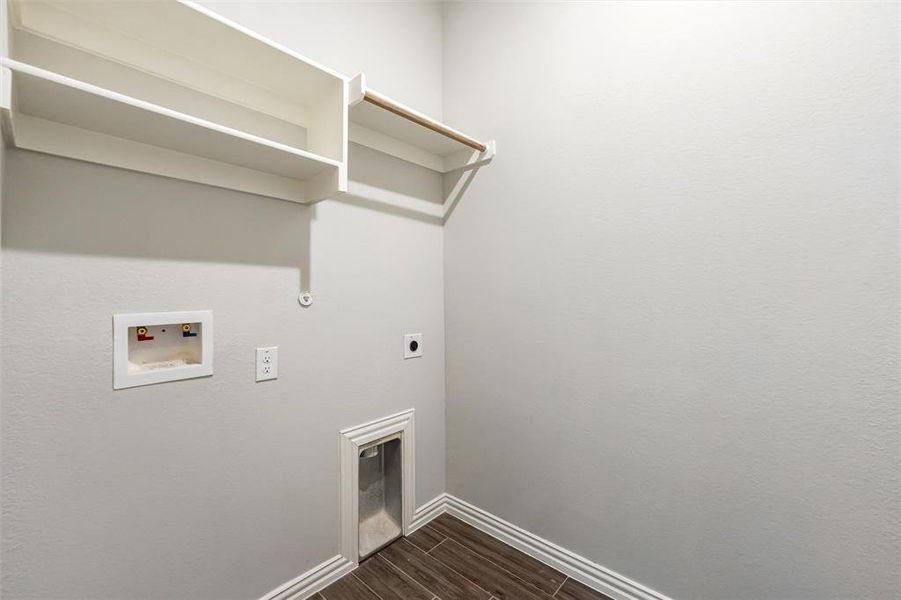 Spacious, unfurnished interior of a new home in Parker Heights, Valley View (Image 28). Spacious, unfurnished interior of a new home in Parker Heights, Valley View (Image 28).