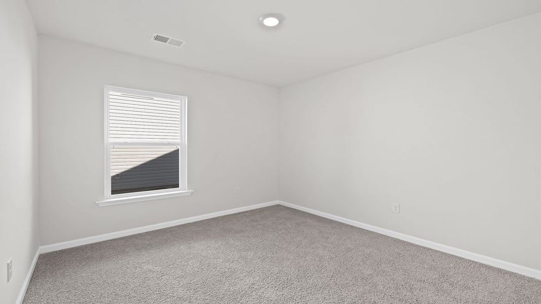 Spacious, unfurnished interior of a new home in Cloverdale Hills, Piedmont (Image 13).
