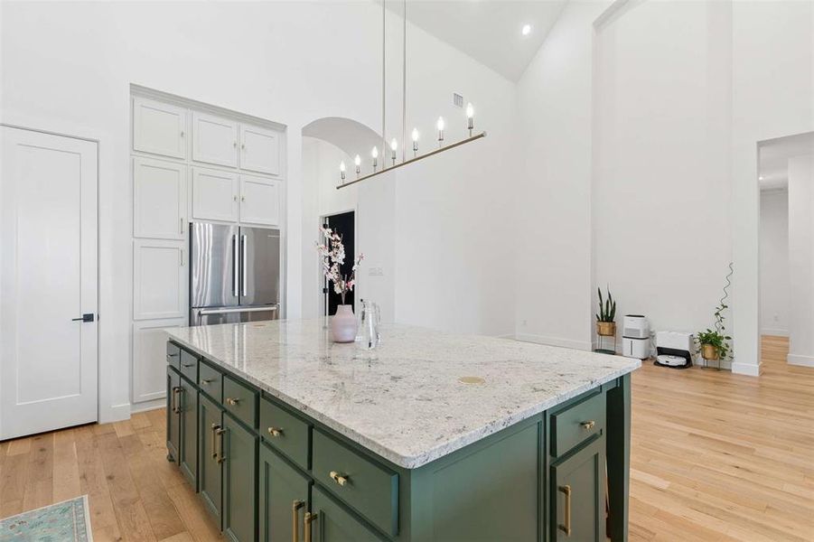 Furnished interior view inside a new home in , Rockwall (Image 12).