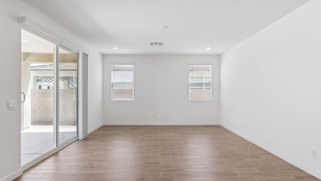 Representative unfurnished interior of a home built from the Crow by D.R. Horton in Zanjero Pass, Glendale (Image 28).