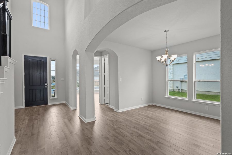 Spacious, unfurnished interior of a new home in Buffalo Crossing, Cibolo (Image 25). Spacious, unfurnished interior of a new home in Buffalo Crossing, Cibolo (Image 25).