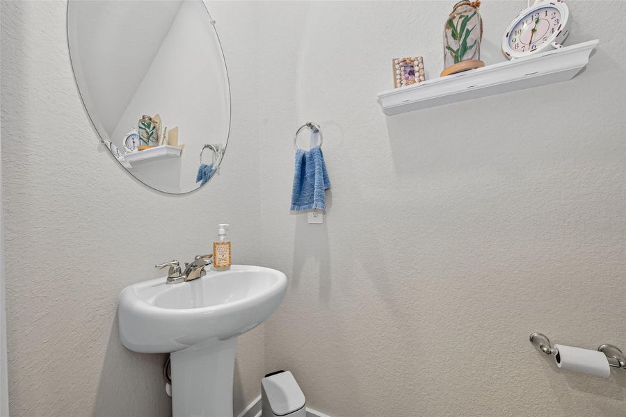 Furnished interior view inside a new home in Mavera, Conroe (Image 32). Furnished interior view inside a new home in Mavera, Conroe (Image 32).