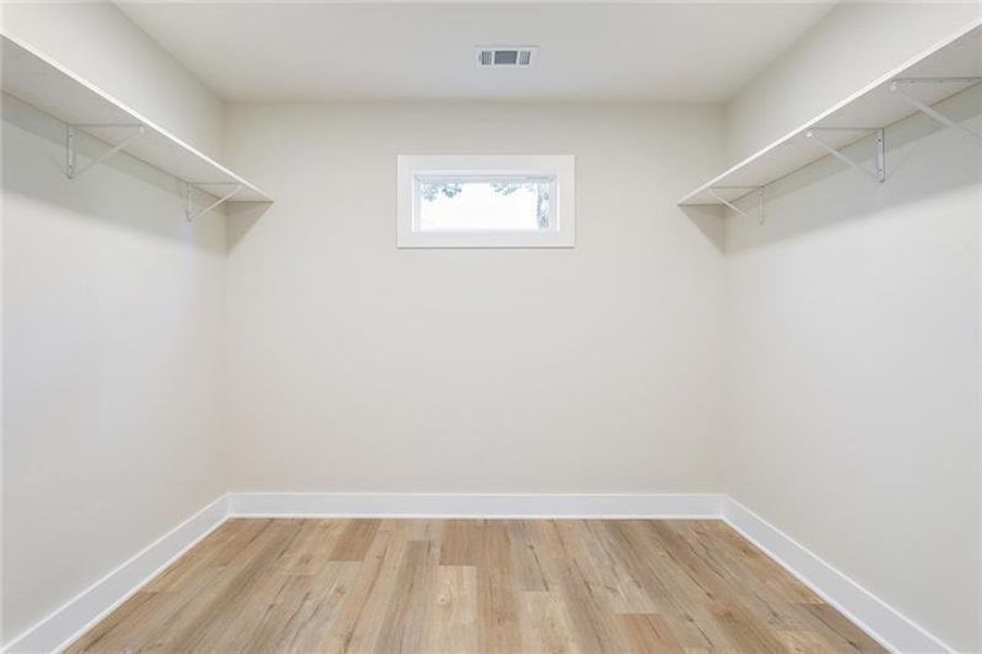 Spacious, unfurnished interior of a new home in , Decatur (Image 25).