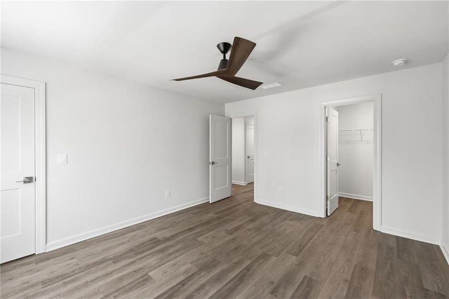 Spacious, unfurnished interior of a new home in , Gainesville (Image 25).