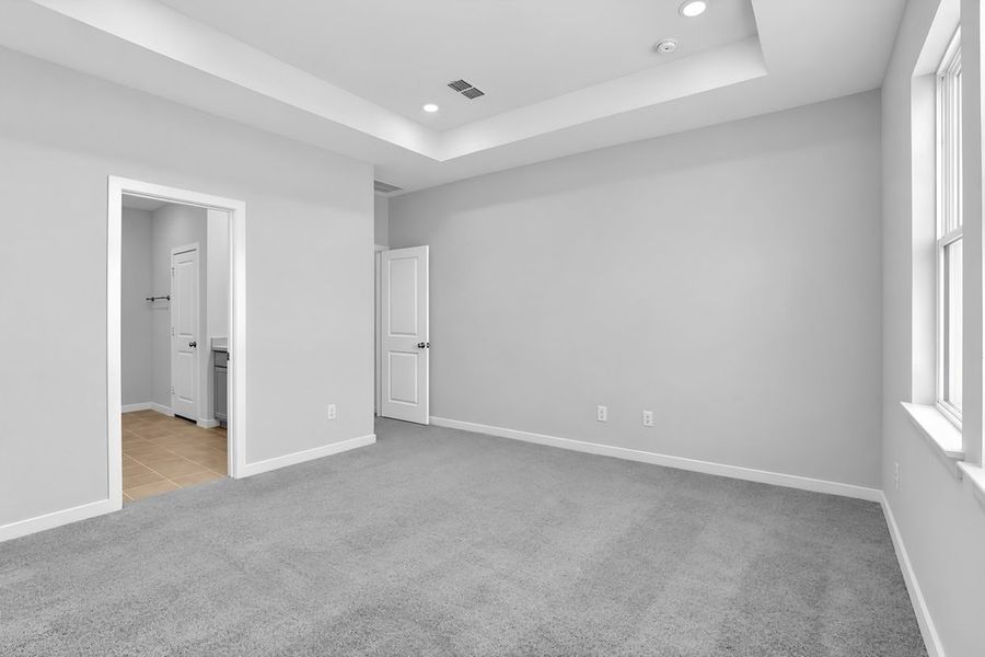 Spacious, unfurnished interior of a new home in Avalon at Cypress, Cypress (Image 18).