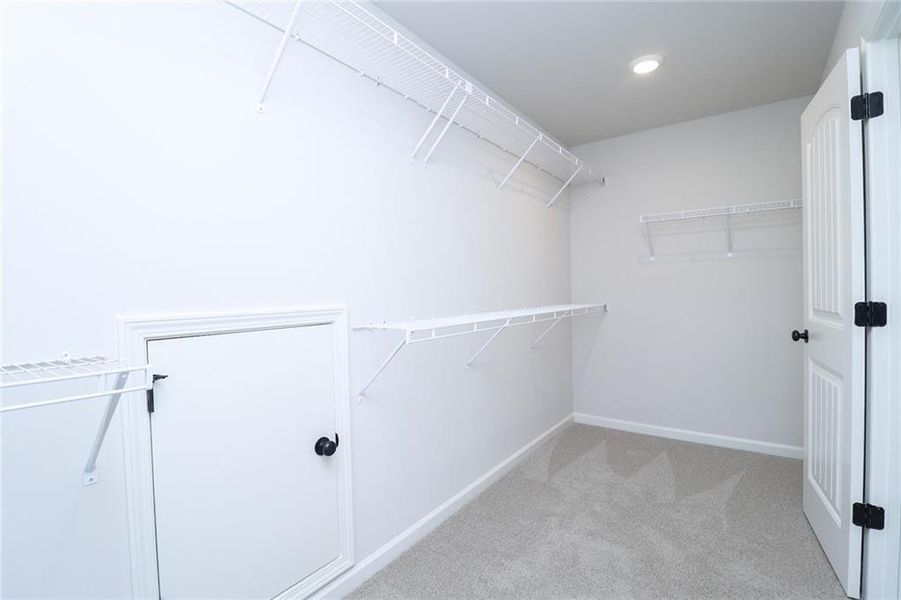 Spacious, unfurnished interior of a new home in Harmony Farms, Eatonton (Image 12).