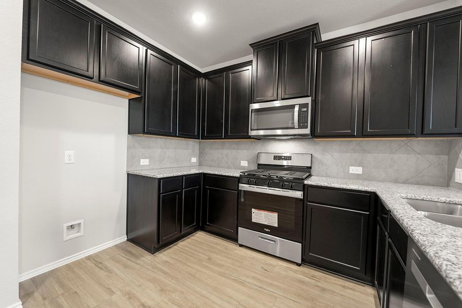 Picture yourself whipping up your favorite recipes while the aroma of freshly baked bread fills the air or hosting lively dinner parties where laughter echoes off the walls. Picture yourself whipping up your favorite recipes while the aroma of freshly baked bread fills the air or hosting lively dinner parties where laughter echoes off the walls.