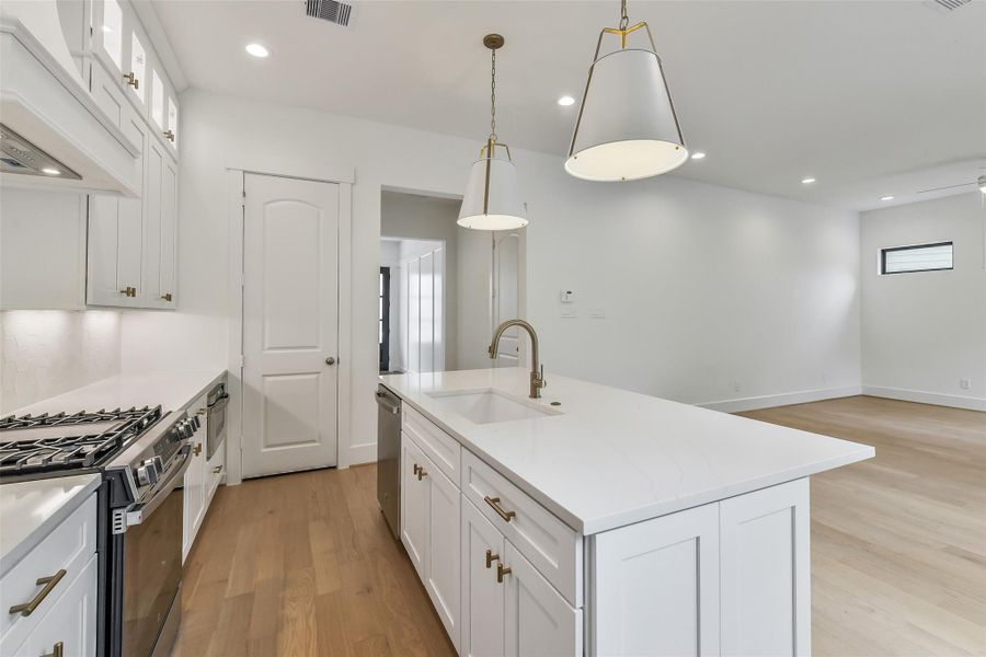Furnished interior view inside a new home in Timbergrove Trails, Houston (Image 5).