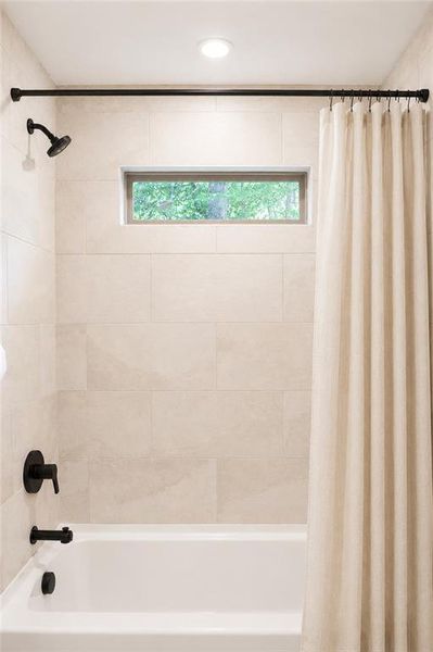 Close-up of interior finishes inside a home in , Gainesville (Image 16). Close-up of interior finishes inside a home in , Gainesville (Image 16).