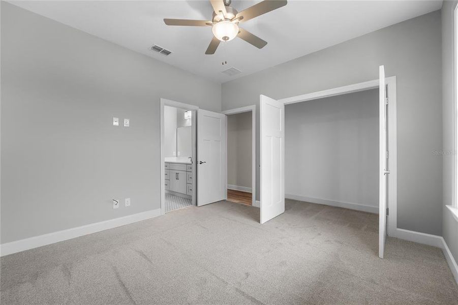 Spacious, unfurnished interior of a new home in , Mulberry (Image 31).