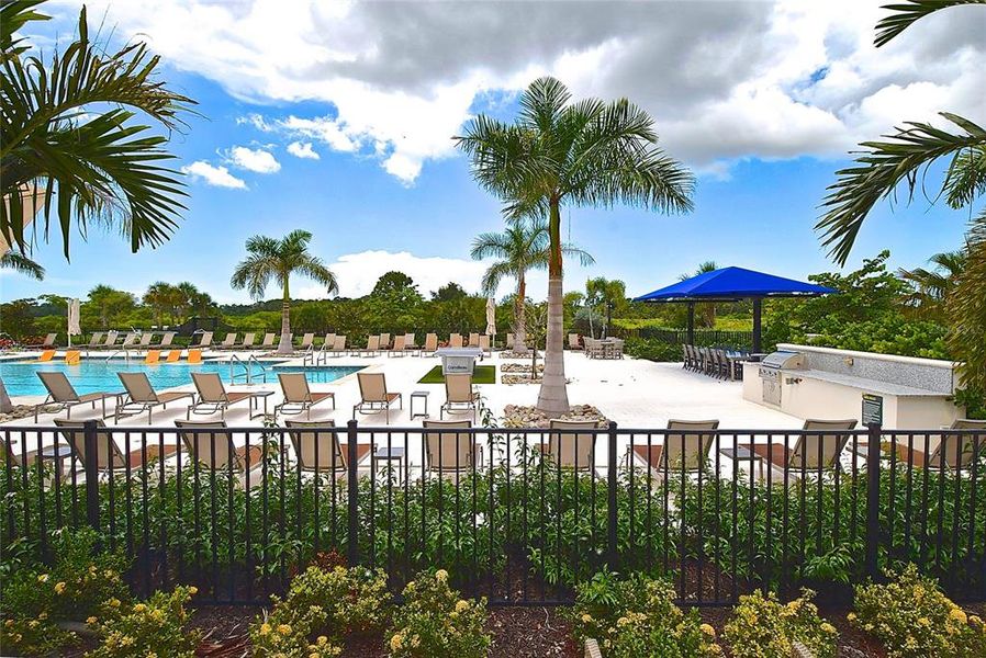 Community amenities in , Nokomis (Image 41).