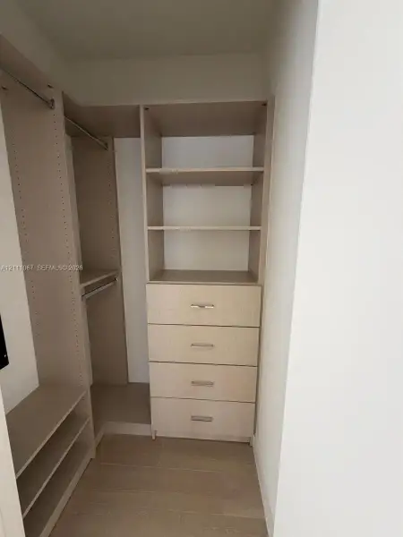 Image 18 of a home in .