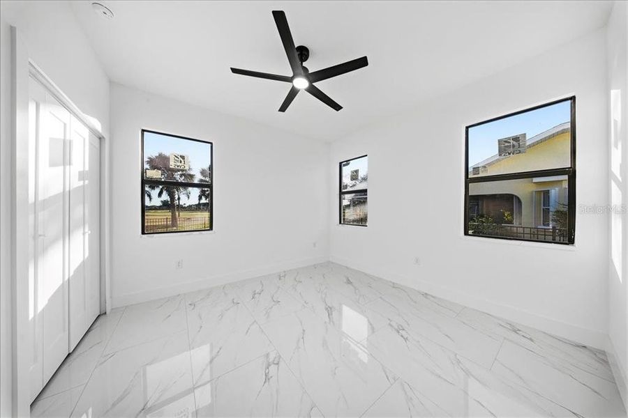 Spacious, unfurnished interior of a new home in , Punta Gorda (Image 23).