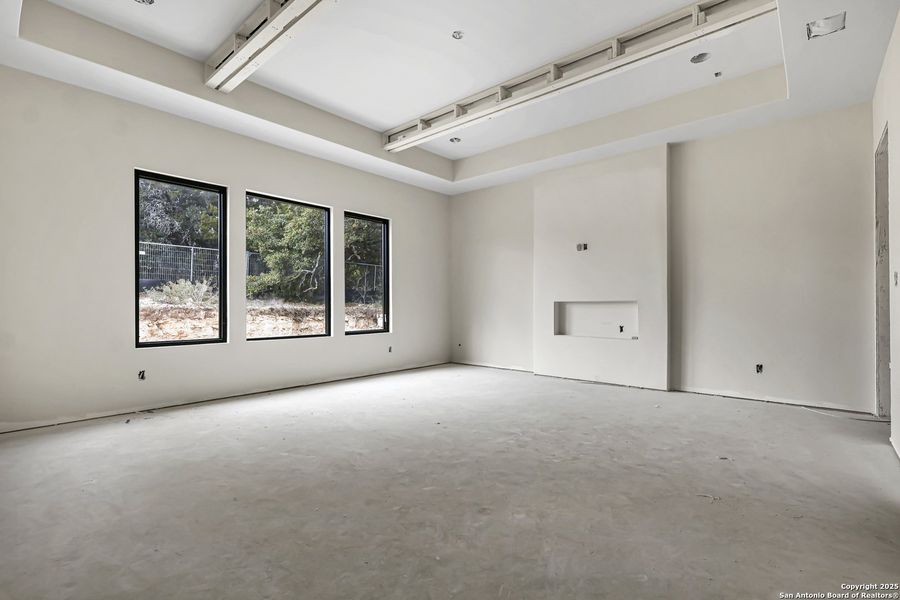 Spacious, unfurnished interior of a new home in , San Antonio (Image 3).