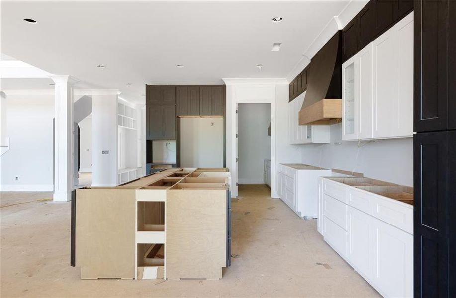 Furnished interior view inside a new home in , Buford (Image 1).