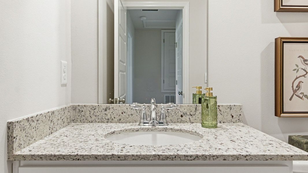 Close-up of interior finishes inside a home in Misting Springs, Crawfordville (Image 17).