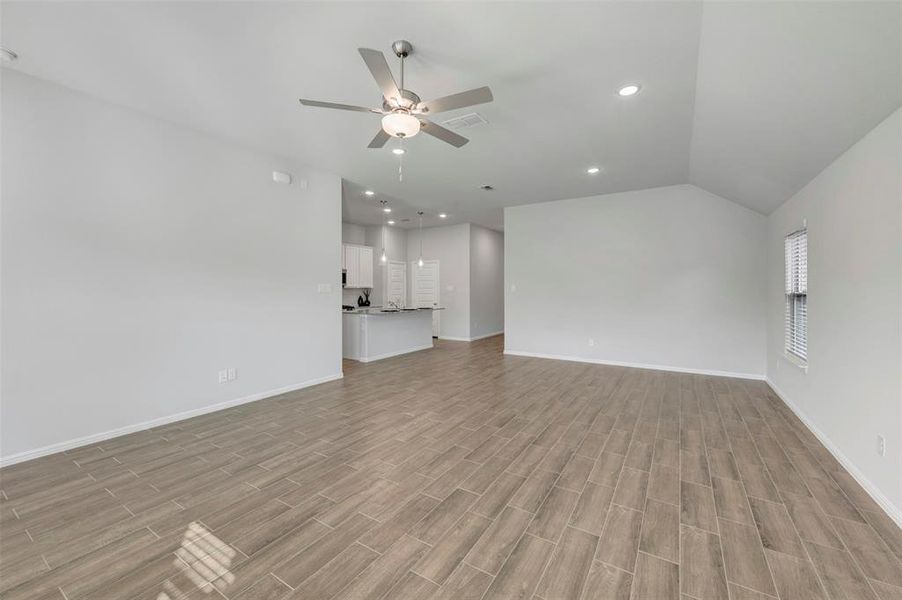 Spacious, unfurnished interior of a new home in Sagebrook, Argyle (Image 39). Spacious, unfurnished interior of a new home in Sagebrook, Argyle (Image 39).