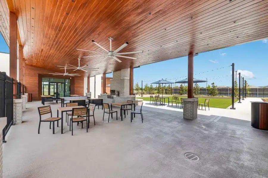 Community amenities in Trillium, Richmond (Image 30).