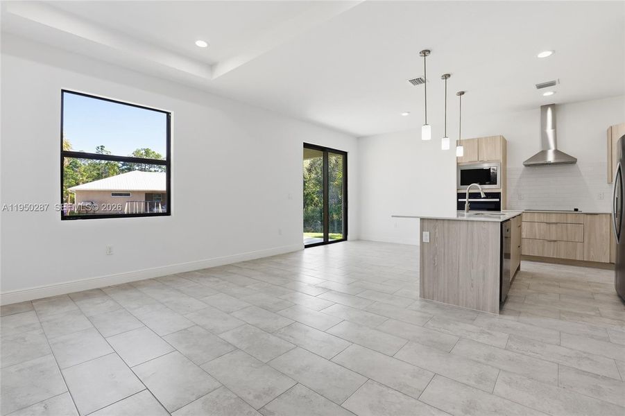 Spacious, unfurnished interior of a new home in , Labelle (Image 15).