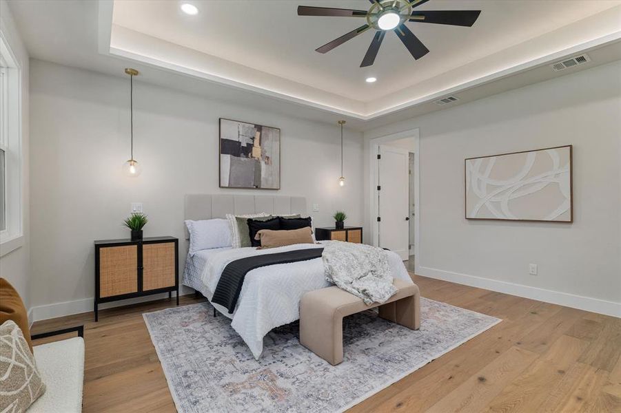 Furnished interior view inside a new home in , Southlake (Image 30).