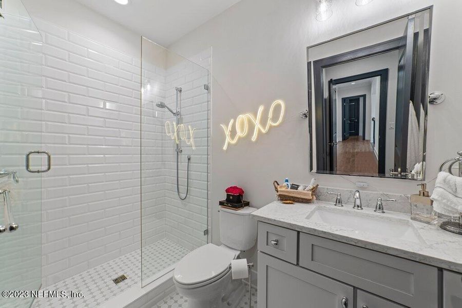 Image 52 of a home in .