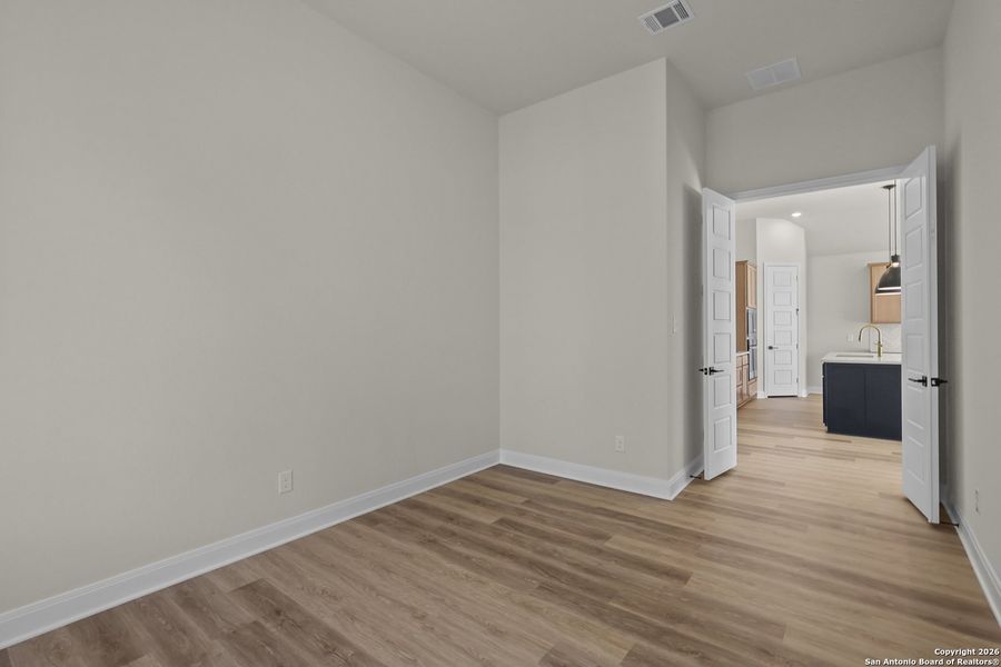 Spacious, unfurnished interior of a new home in Mayfair 50', New Braunfels (Image 31).