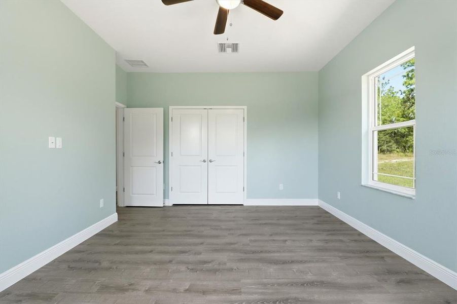 Spacious, unfurnished interior of a new home in , Beverly Hills (Image 38).