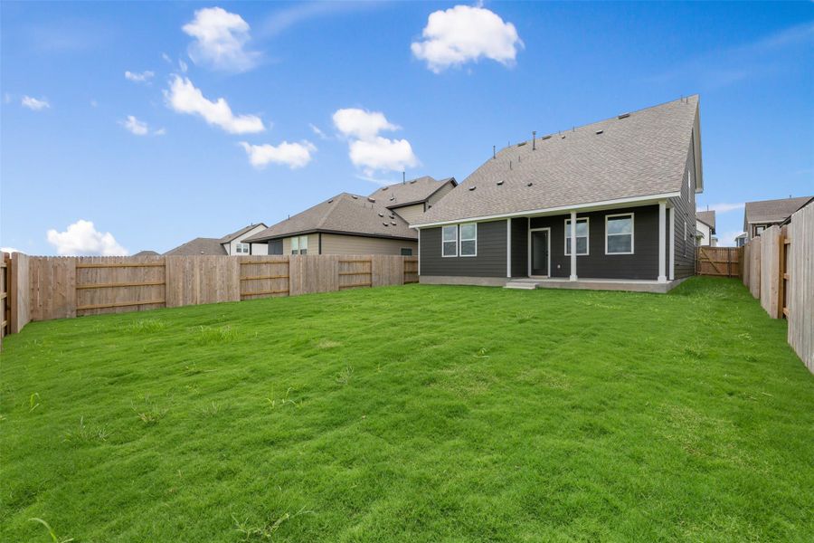 Exterior details and patio area of a home in Patterson Ranch, Georgetown (Image 4).