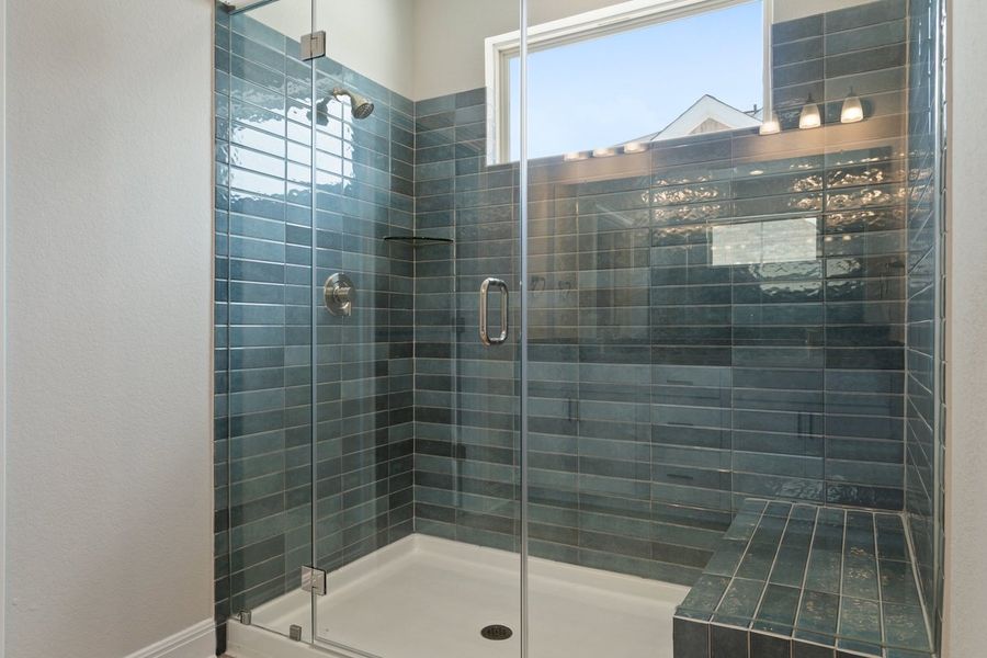 002_mm_04038_1 002_mm_04038_1