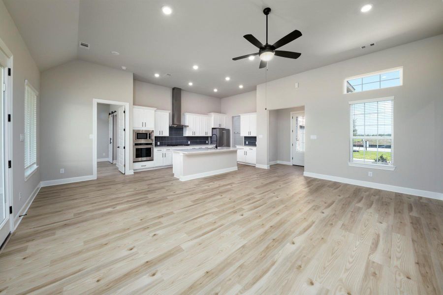 Spacious, unfurnished interior of a new home in , Iowa Colony (Image 16). Spacious, unfurnished interior of a new home in , Iowa Colony (Image 16).