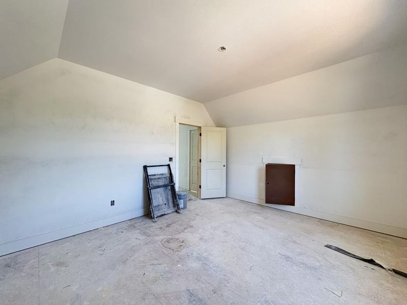 Spacious, unfurnished interior of a new home in Arden on Lanier, Cumming (Image 31). Spacious, unfurnished interior of a new home in Arden on Lanier, Cumming (Image 31).