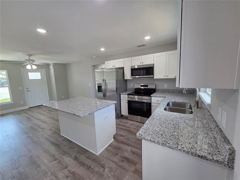 Furnished interior view inside a new home in , Lake Wales (Image 7).