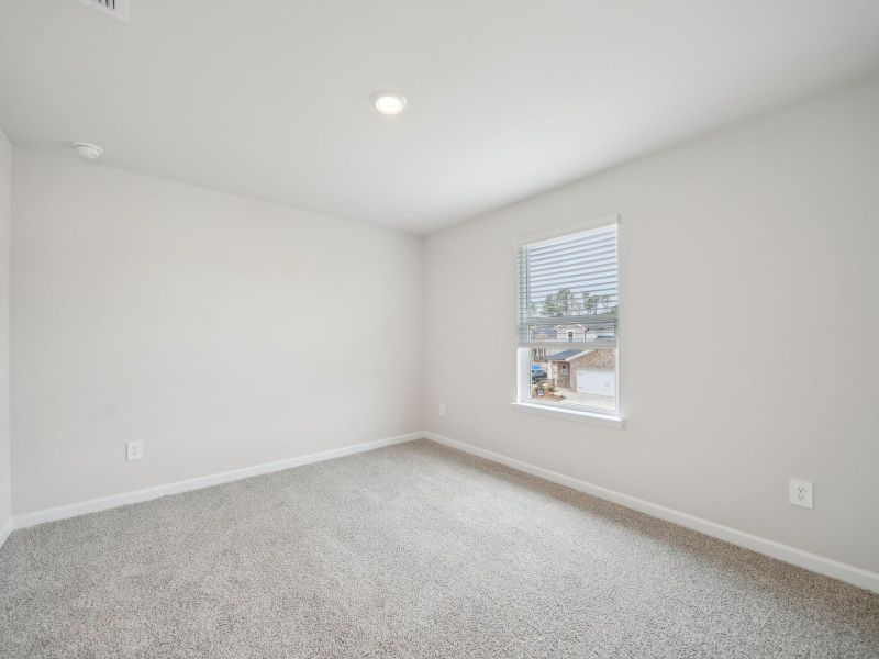 Spacious, unfurnished interior of a new home in Martin Springs - Reserve Series, Lawrenceville (Image 14).