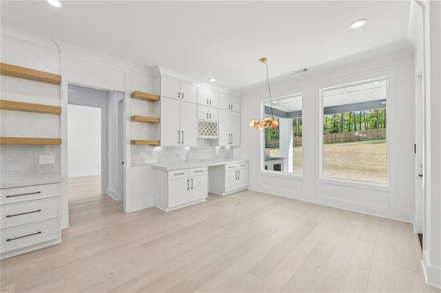 Furnished interior view inside a new home in , Grayson (Image 19).