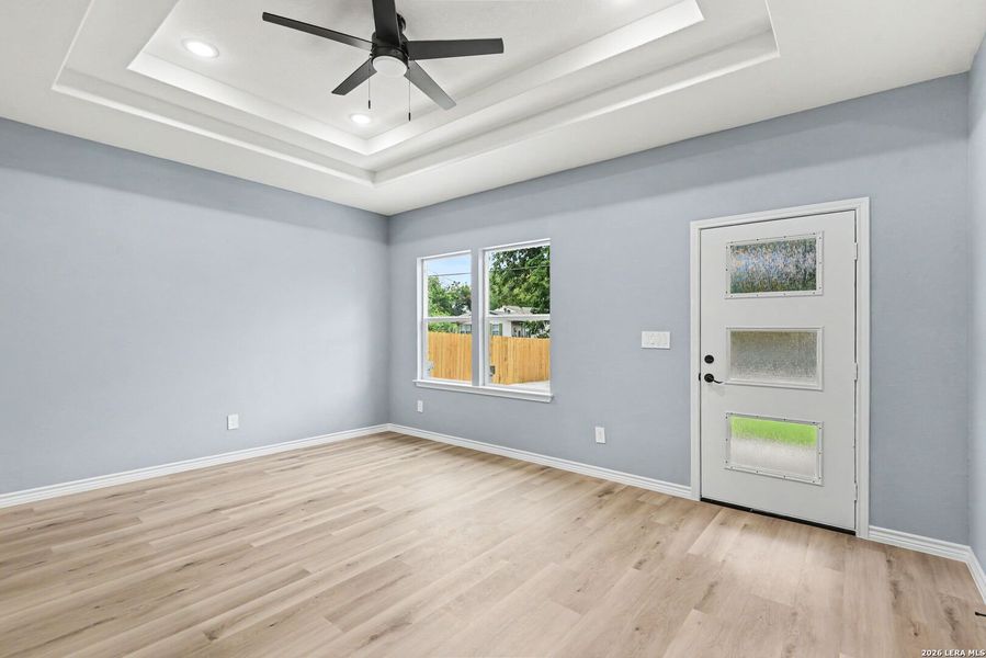 Spacious, unfurnished interior of a new home in , San Antonio (Image 23).